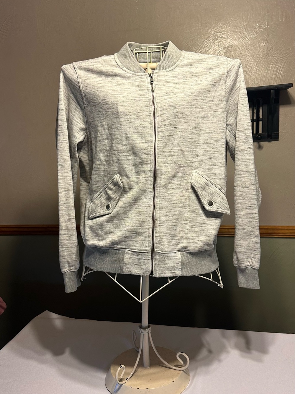 Duluth Trading Co Light Gray double knit Bomber Jacket woman’s size large